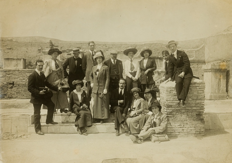 Scuola archeologica italiana di Atene, Archivio famiglia Viale Ferrero